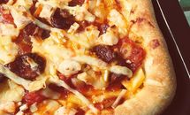 夏威夷pizza配风味麻辣香肠的做法