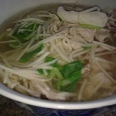 竹笋鱿鱼瘦肉汤