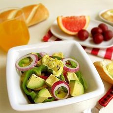 牛油果蔬菜沙拉