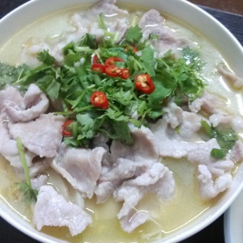 酸汤肉片