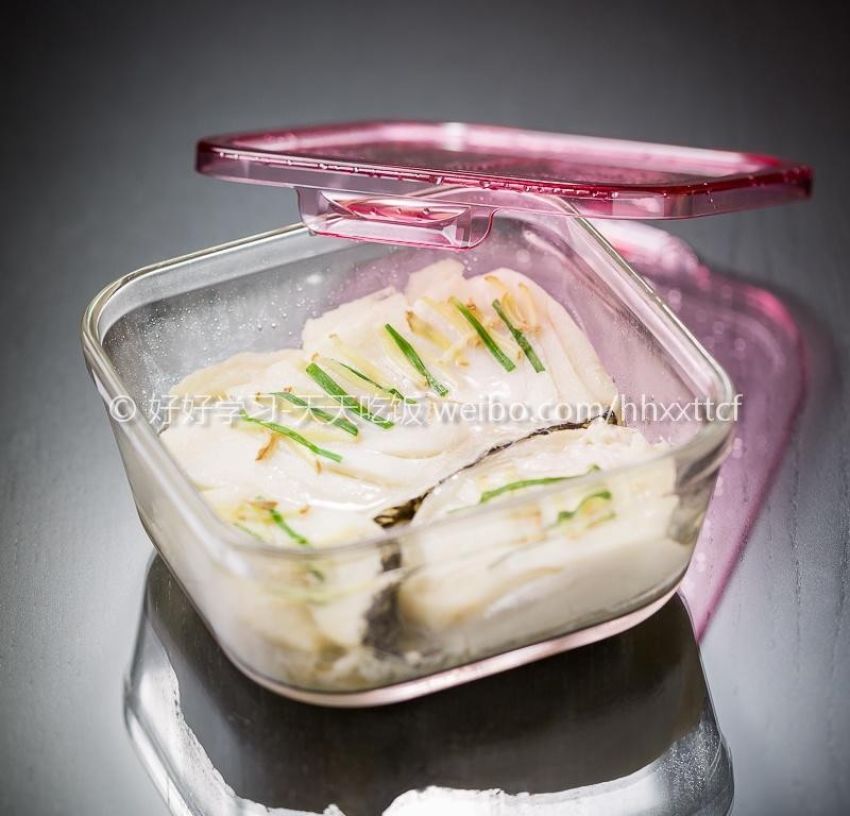 简单微波炉菜-----清蒸银鳕鱼
