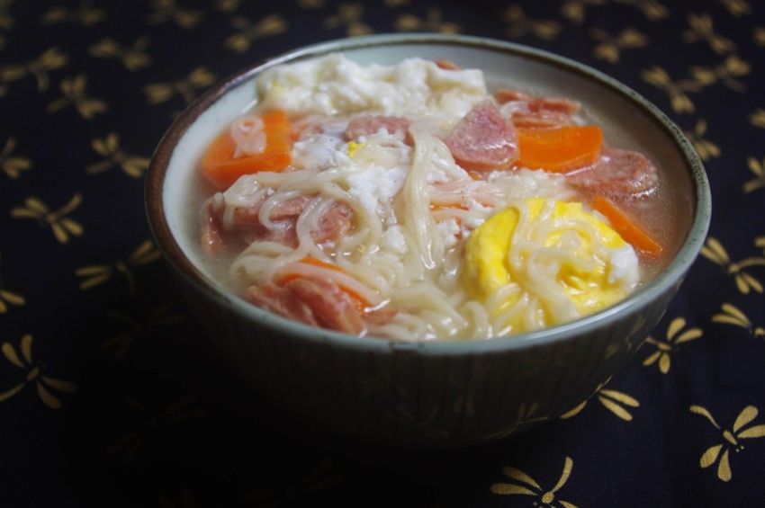 胡萝卜鸡蛋面