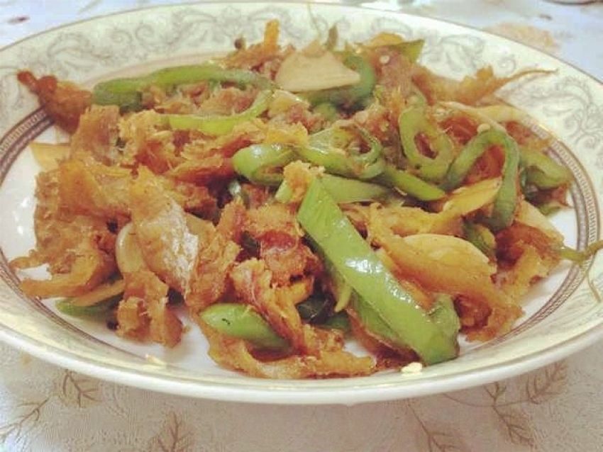 尖椒炒干明太鱼