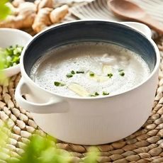 美味鲫鱼汤（年夜饭）
