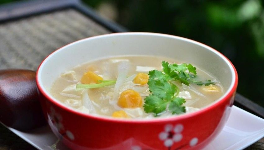 奶白干贝罗卜豆腐汤