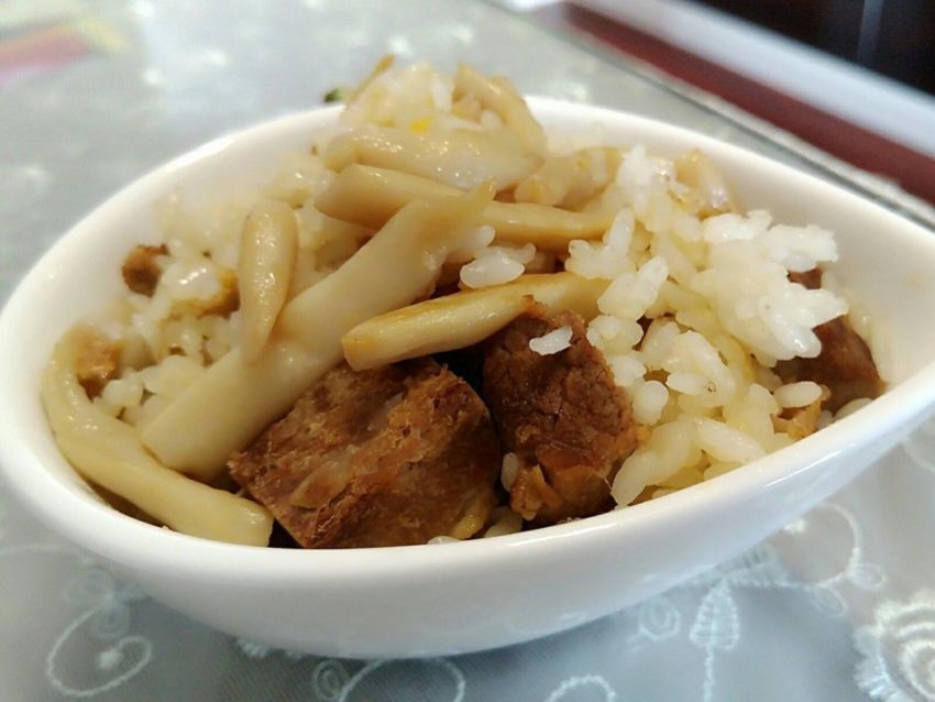 随便什么炒饭（消灭剩菜好办法）