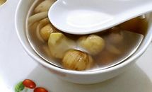 滋补润燥的圆肉百合栗子甜汤的做法