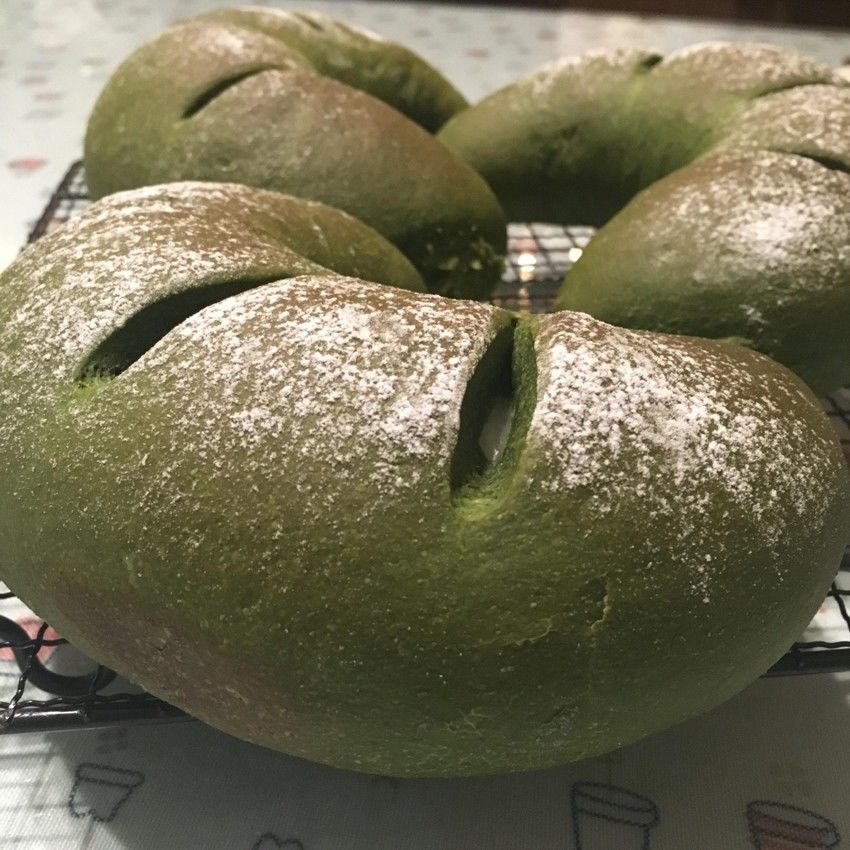 抹茶麻薯红豆软欧包