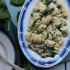 马司卡彭菠菜浓汁意大利面