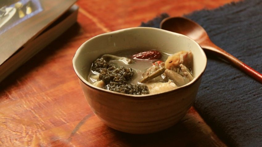 羊肚菌石斛鸡汤