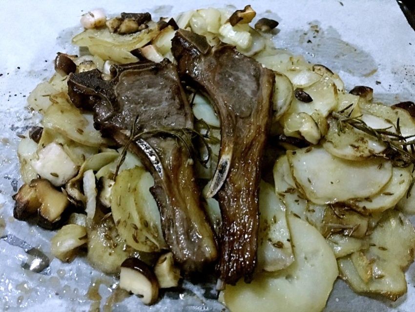 红酒迷迭香烤羊排