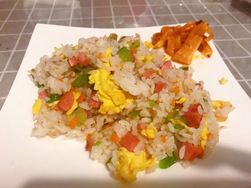 肥宅快乐蛋炒饭