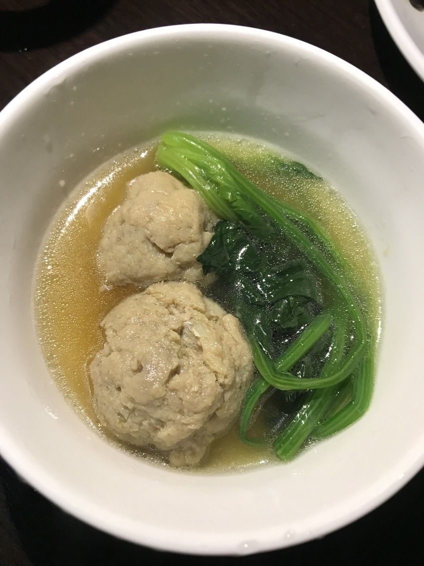 手打鳕鱼猪肉丸(肉丸菠菜汤)
