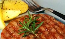 香煎牛排（八分熟）的做法