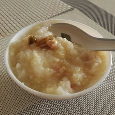 皮蛋瘦肉粥（电饭煲简易版）