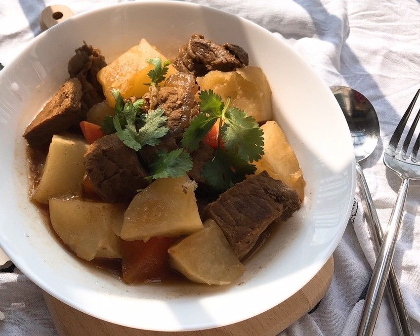 拒绝土豆泥，烤土豆炖牛肉