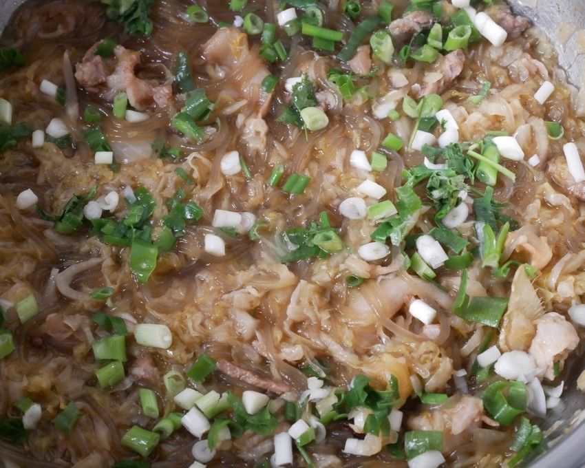 东北酸菜猪肉炖粉条