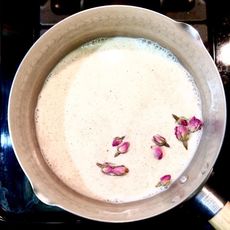 玫瑰豆蔻豆奶拿铁 vegan