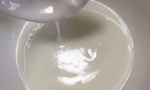 巧用电炖锅做酸奶的做法