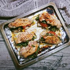 【减脂增肌】菠菜奶酪酿馅烤鸡胸 Spinach&cheese stuffed chicken breast