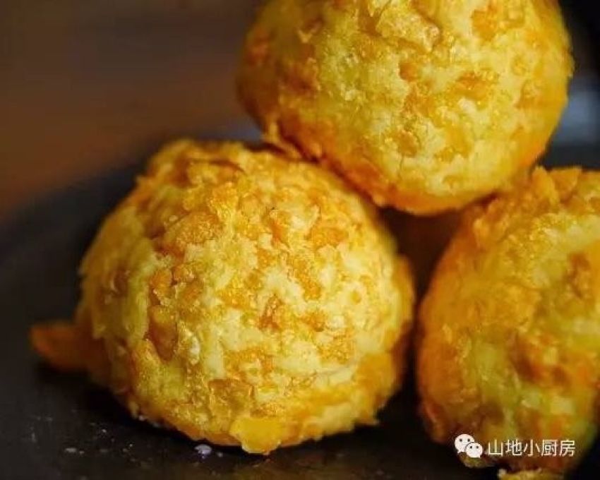 酥到落一地渣的凤梨酥—From 山地小厨房
