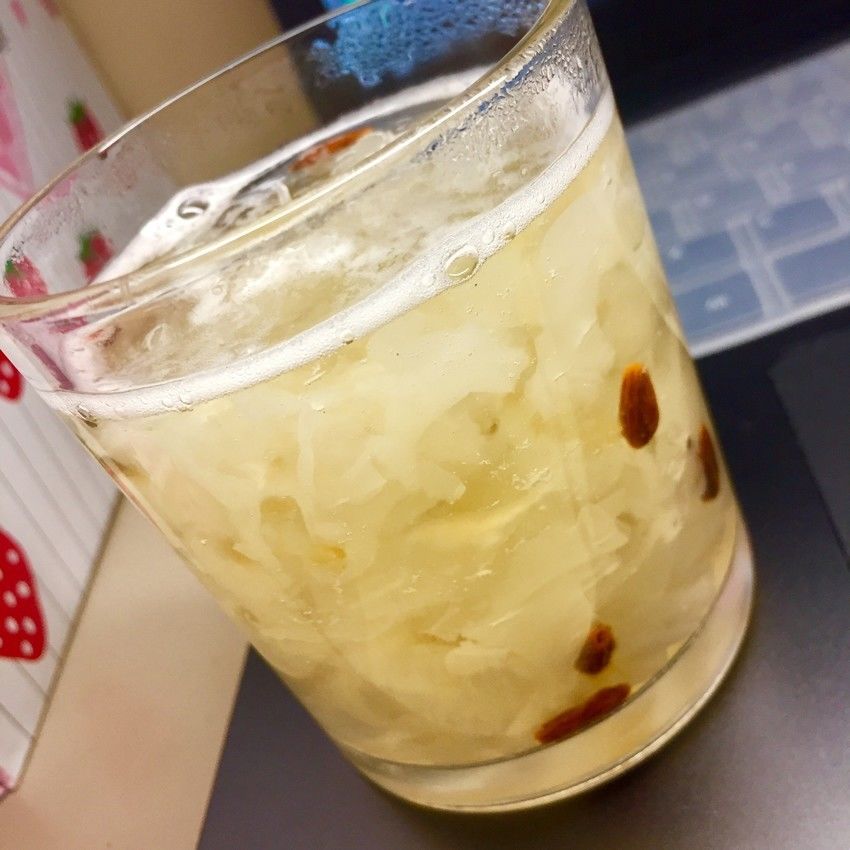 宿舍版桃胶银耳羹