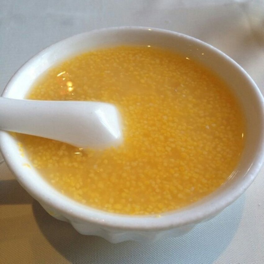 煮玉米糁稀饭不糊的方法