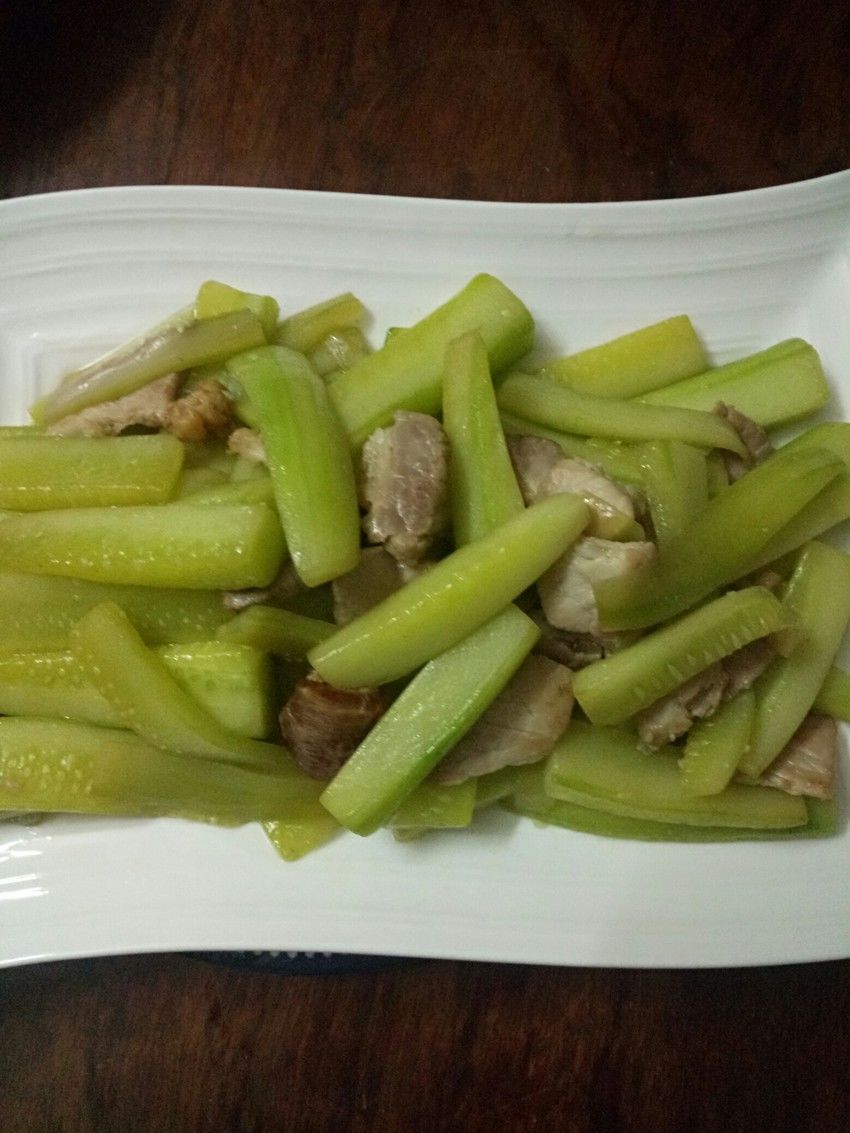 青瓜炒肉片