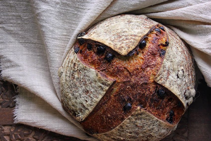 【Tartine Bread】Semolina葡萄干小茴香欧包（附面包基础知识2：面筋的两种属性）