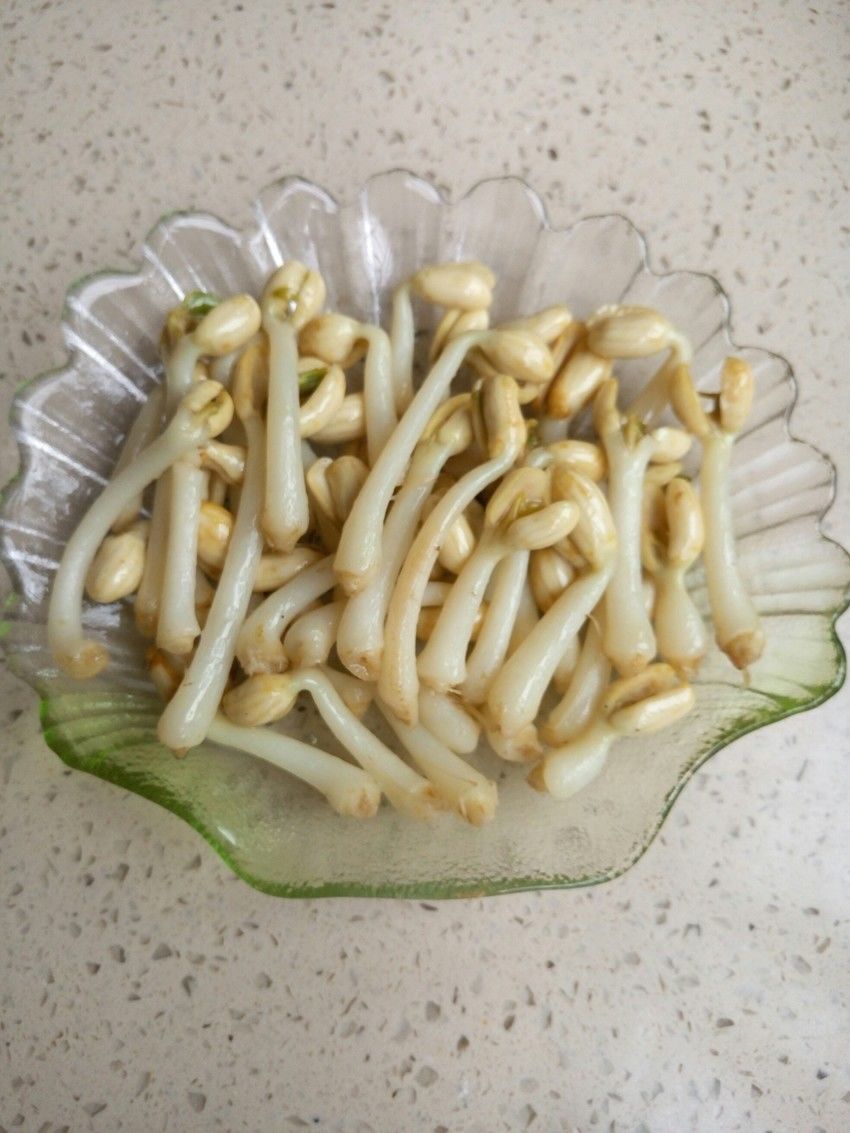清炒花生芽