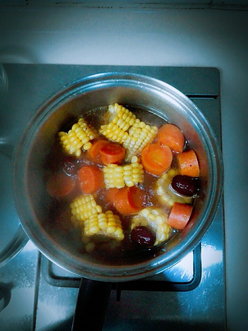 純素胡蘿蔔玉米湯