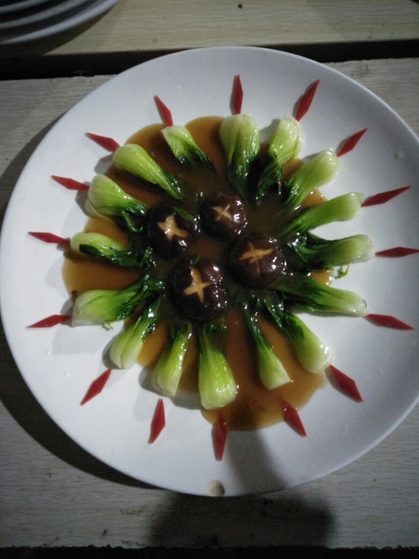 香菇扒菜胆