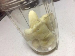 减肥代餐—香蕉“奶”昔的做法步骤 第2步