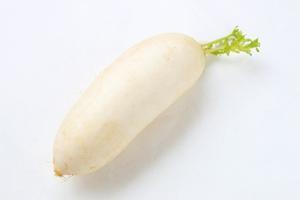 盛夏时节的消暑小菜【酱萝卜】的做法步骤 第1步