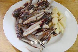 铁锅烧烤螃蟹爪的做法步骤 第1步