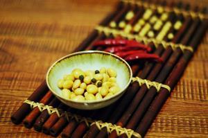 下酒菜：五香泡黄豆的做法步骤 第5步