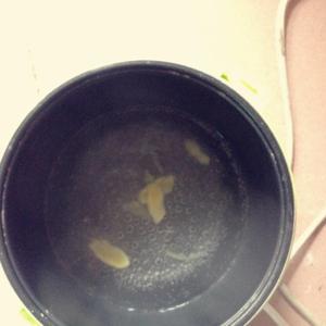 红糖鸡蛋汤的做法步骤 第1步