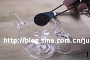 皇家奶茶的做法步骤 第1步