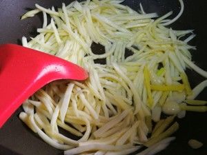 水笋炒酱肉的做法步骤 第10步