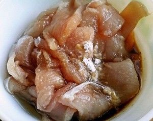 青瓜肉片盖浇饭的做法步骤 第2步