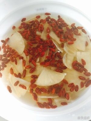 雪莲果,枸杞鲜酿酵素的做法步骤 第4步