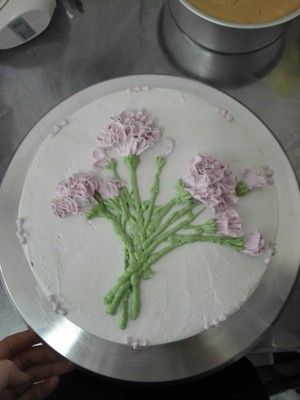 裱花平面花卉的做法步骤 第1步