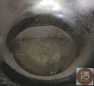 香辣豆腐（附赠私家秘制辣椒油）的做法步骤 第2步