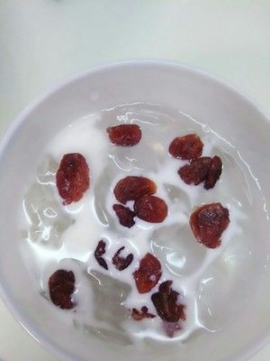 牛奶奇亚籽蔓越莓白凉粉的做法步骤 第7步