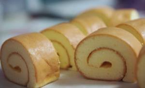 减油减糖版戚风蛋糕卷的做法步骤 第10步