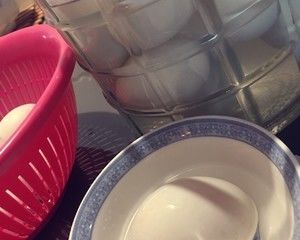 咸鸭蛋简版--手残党都能做出流油的做法步骤 第4步