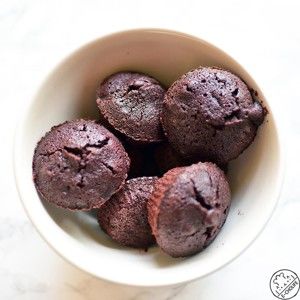 布朗尼蛋糕棒棒糖·宠物小精灵的做法步骤 第3步