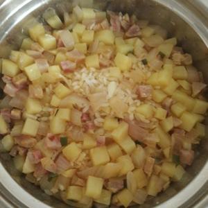 香肠土豆洋葱饭的做法步骤 第5步