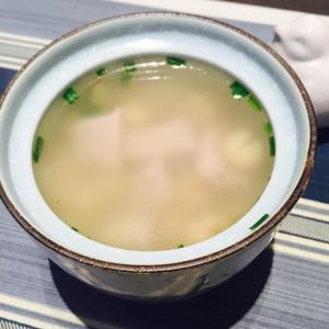 百合莲子煲瘦肉的做法步骤 第4步