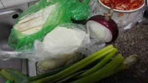 猪食记～牛肉泡菜锅的做法步骤 第1步